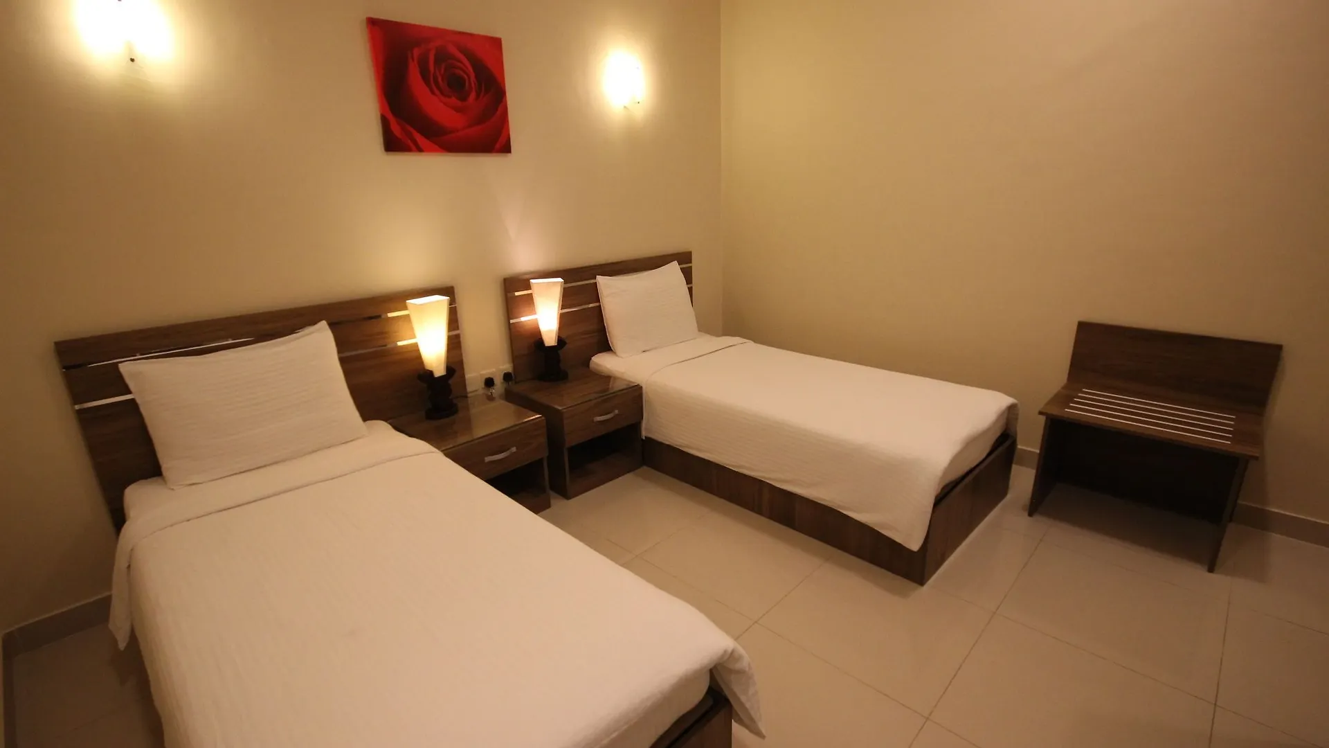 Hotel Platinum The First